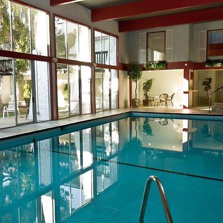 Riviera Village Green Hotel Complex バーノン エクステリア 写真